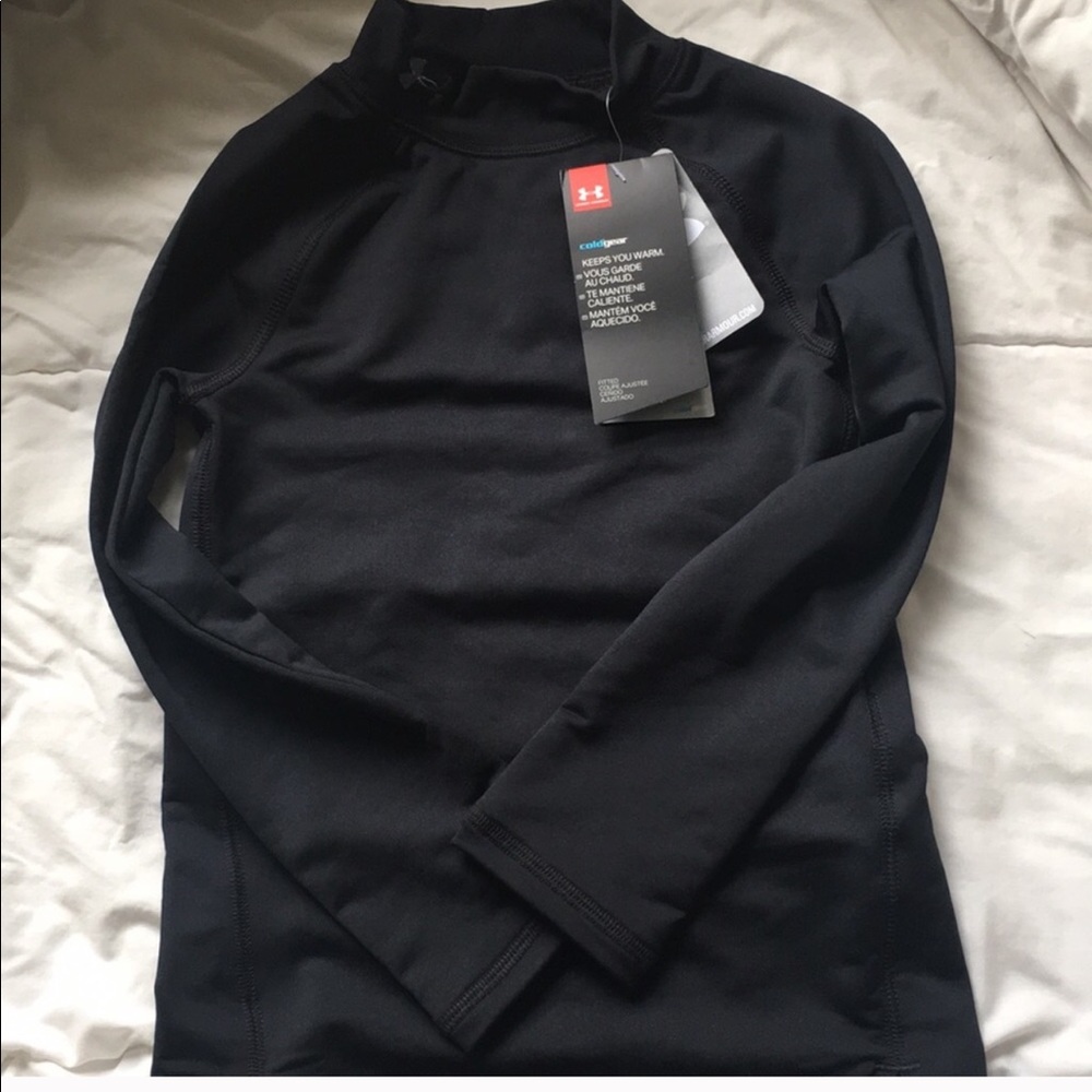 SALE‼️UNDER ARMOUR THERMAL SHIRT